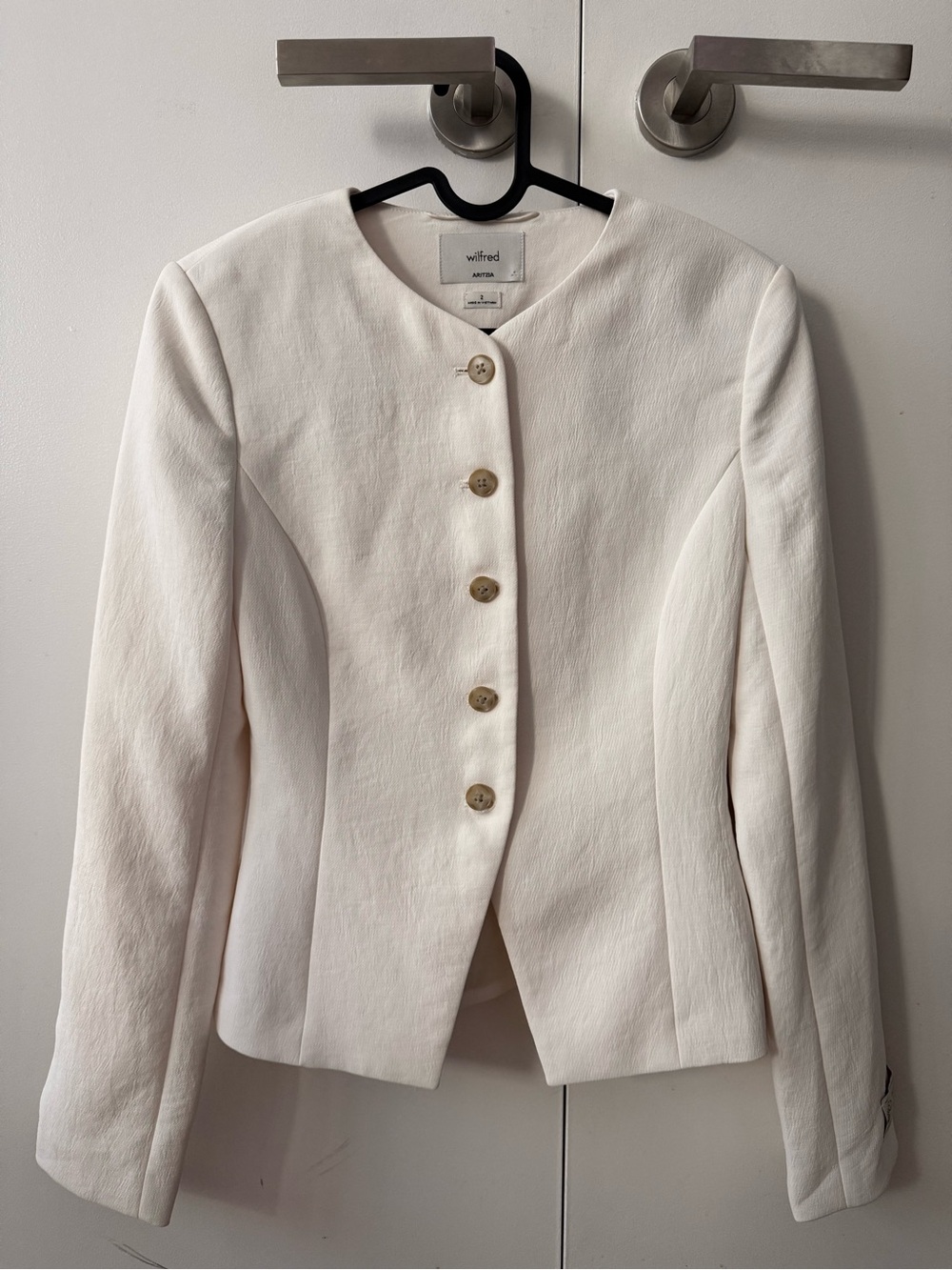 Aritzia Wilfred Regal Blazer light Burch Button-Front Structured Jacket